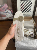 Sapatenis L0uis Vuitton Bege imported oferta