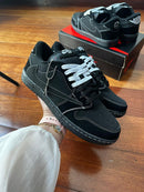 AJ1 Low Travis Scott Preto - Lançamento