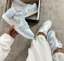 AJ1 Low Aqua/branco - Lançamento