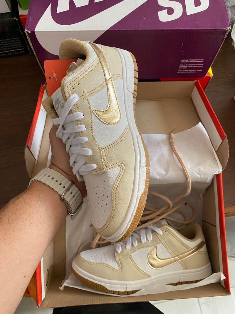 Dunk Low Gold - Lançamento