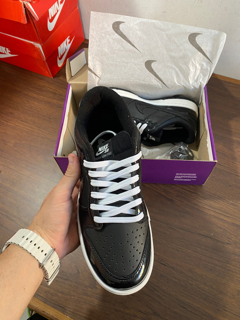 Dunk Low Preto Brilhante - Lançamento