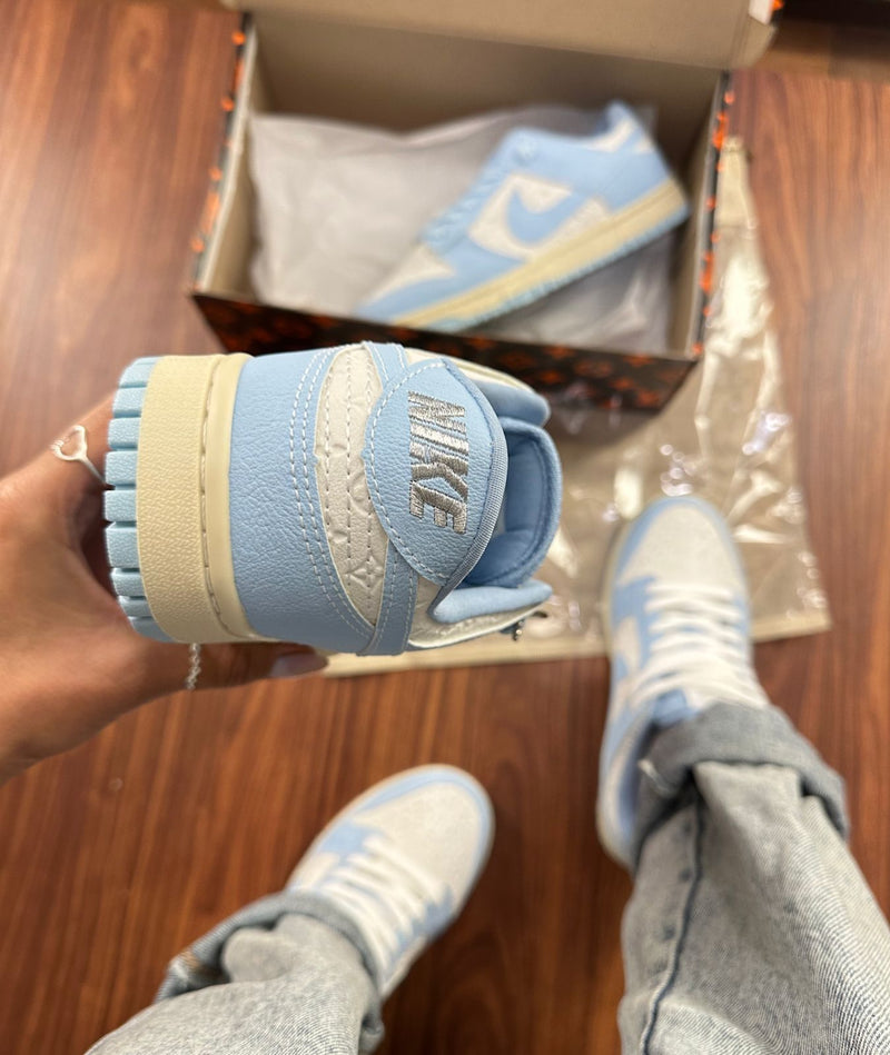 Dunk Low LV Azul + Saquinho personalizado + 2 Cadarços em cores diferentes - Lançamento