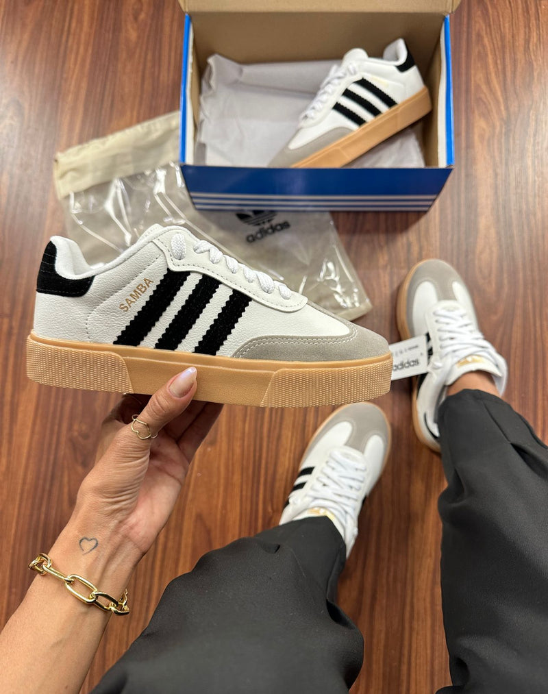 Adidas Samba Retrô Branco/preto - Lançamento