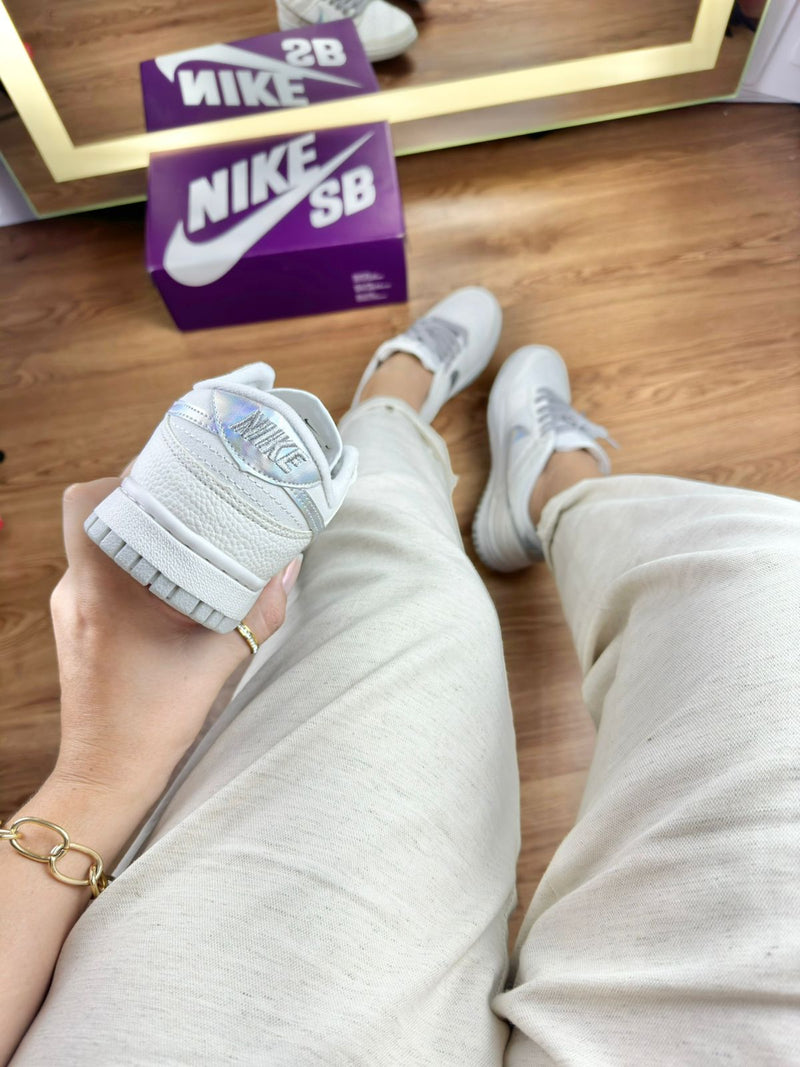 Dunk Low Branco/prata/cinza - Lançamento