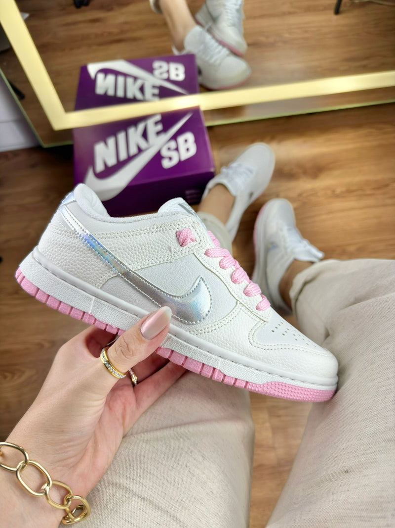 Dunk Low Branco/prata/rosa - Lançamento
