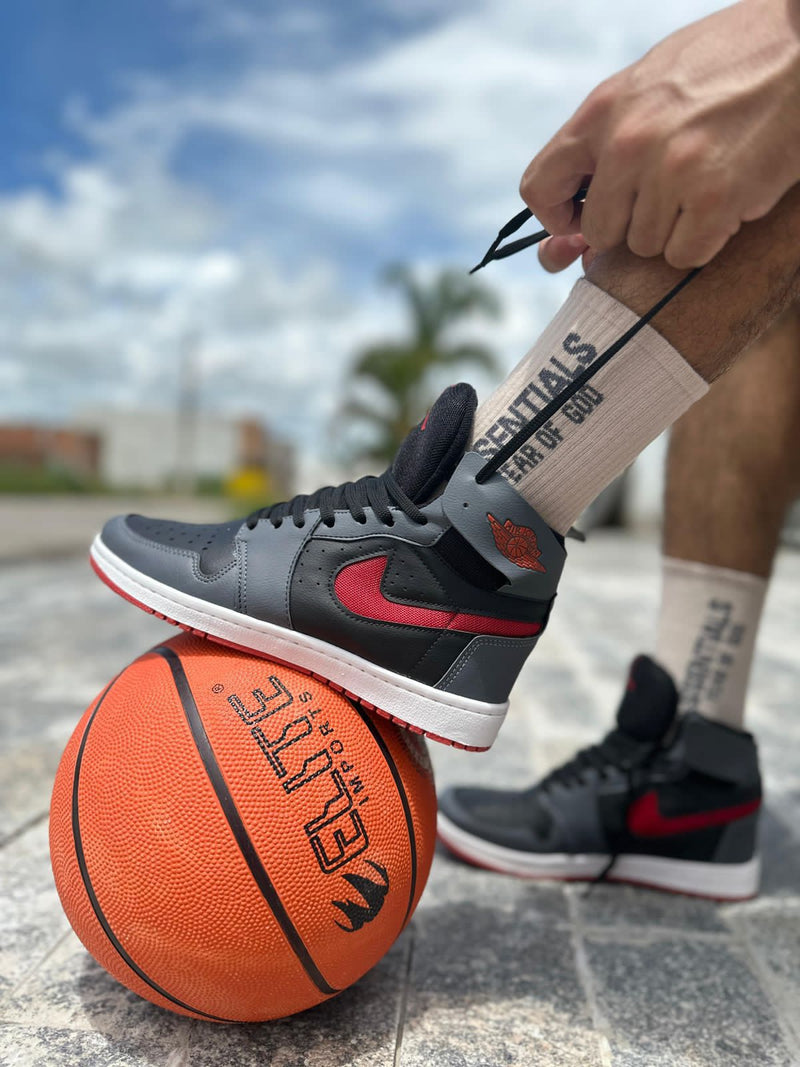 Jordan 1 High Preto/vermelho - Lançamento