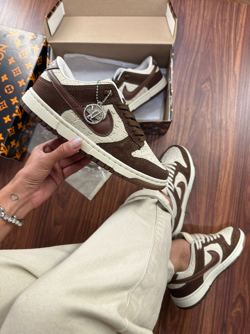Dunk Low LV Marrom + Saquinho personalizado - Lançamento