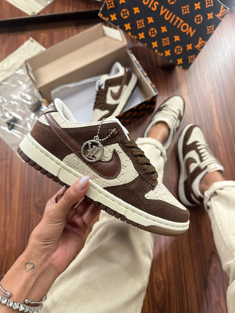 Dunk Low LV Marrom + Saquinho personalizado - Lançamento