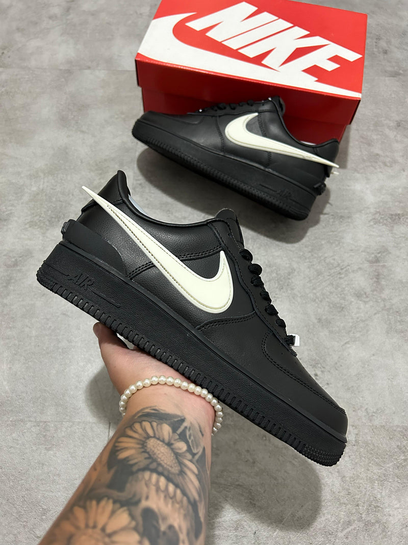AF1 Ambush Black/white Importado - Lançamento