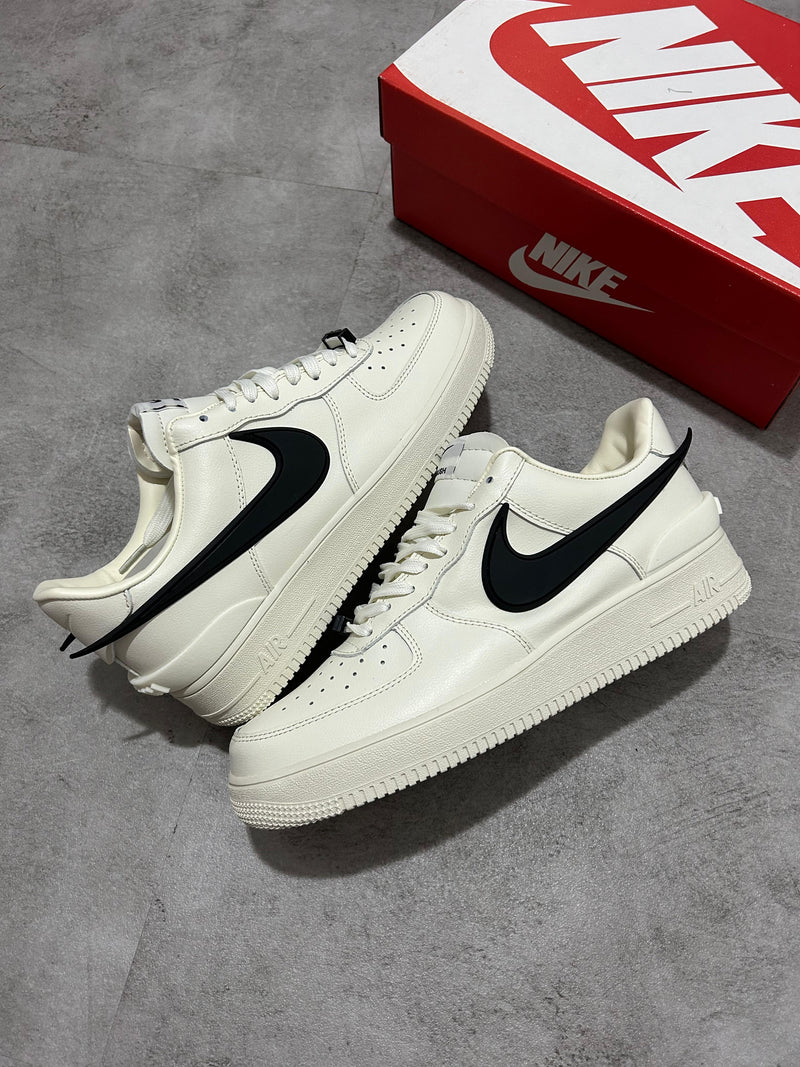 AF1 Ambush White/Black Importado - Lançamento