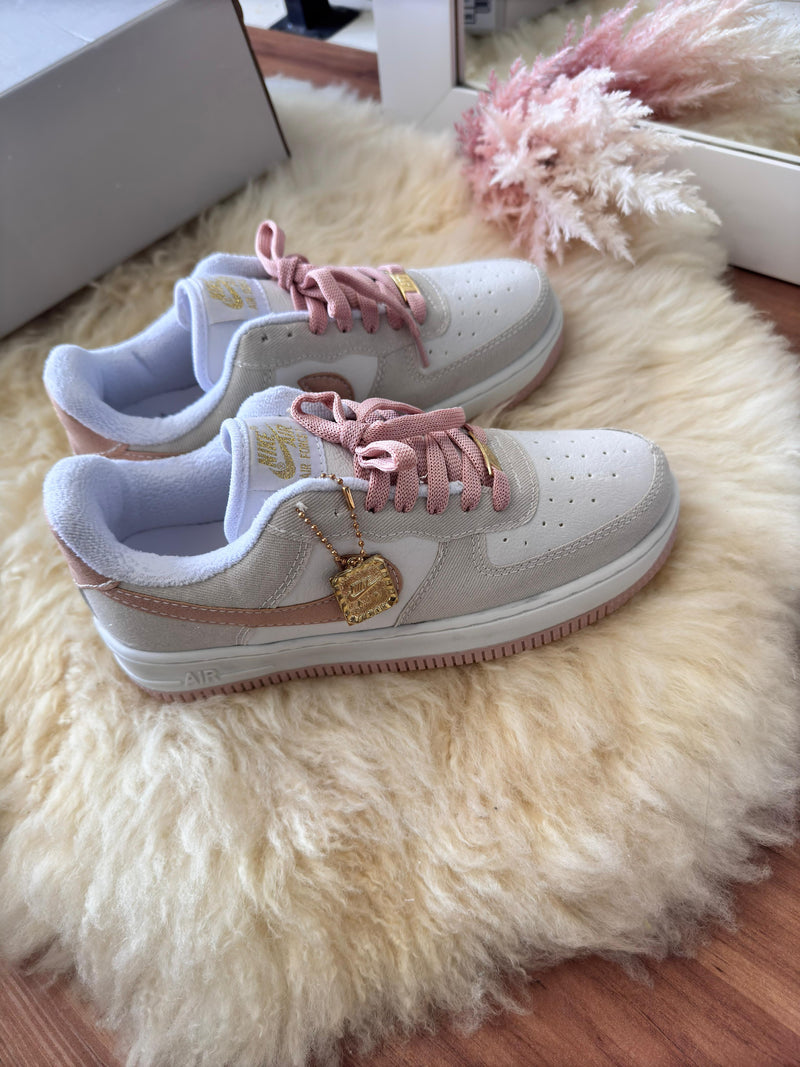 Air Force 1 Bege/Rosa - Lançamento