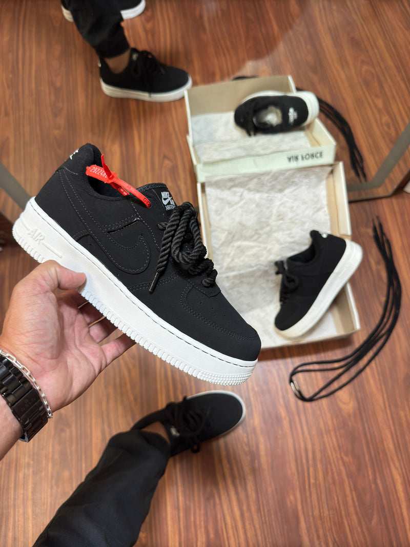 Air Force 1 Cadarço Trançado Preto/Branco - Lançamento